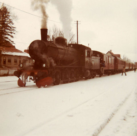 Ånglok E 1195 Uppsala Ekeby station, Enköpingsbanan UEJ